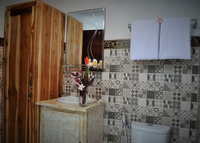 The Cemok's Vakantiepark Batununggul