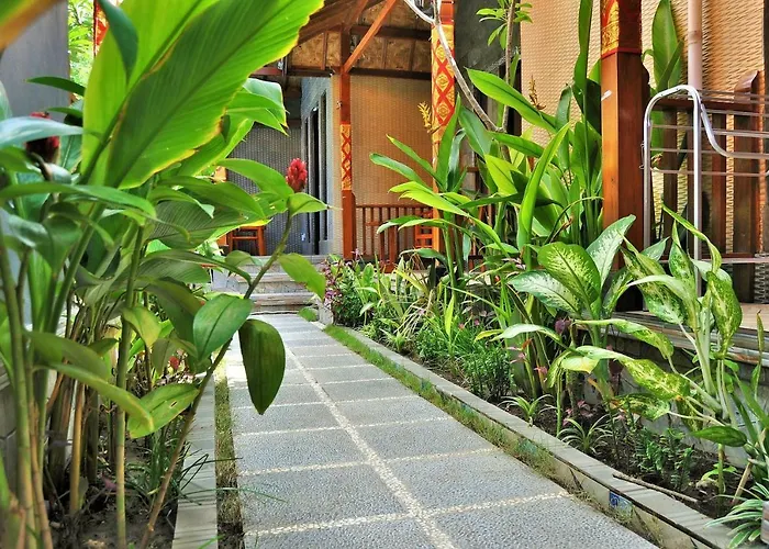 The Cemok's Vakantiepark Batununggul